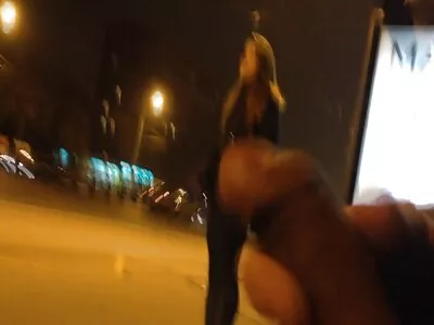 تقدم فانيسا فيديل أي افلام رعب للكبار فقط سكس فطور في السرير