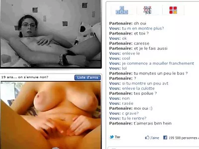 إيزيس لوف راضية xnxx للكبار فقط عن عملها