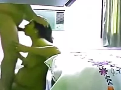الملاك القذر يرضي افلام سكس للكبار عربي الفتى شفويا